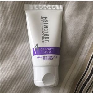 Step 4 of Rodan & Fields Unblemish Line